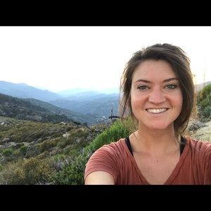 Meet your Posher, Brooke